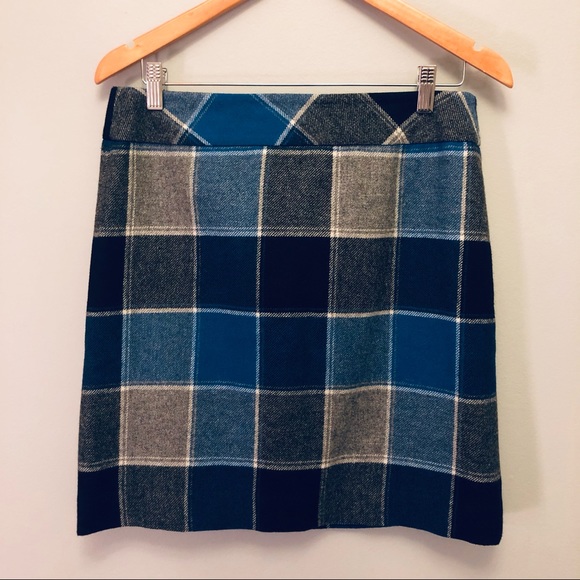 Blue Plaid Wool Mini Skirt ⭐️ 3 for $25 ⭐️ - Picture 3 of 4